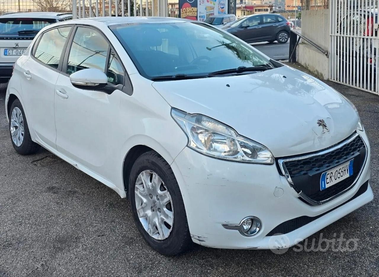 Peugeot 208 1.4 HDi 68 CV 5 porte Active