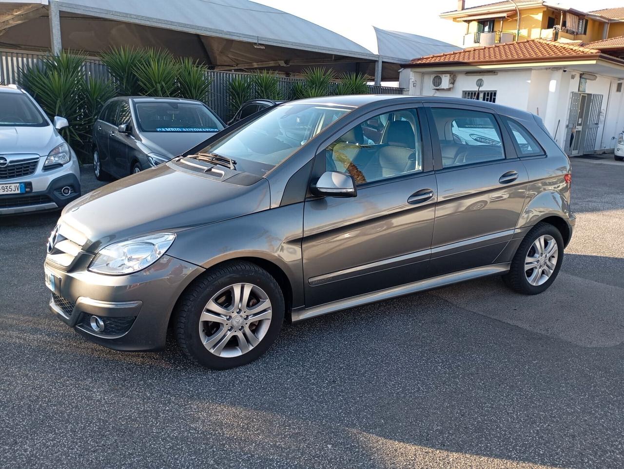 Mercedes-benz B 180 CDI Executive 2010