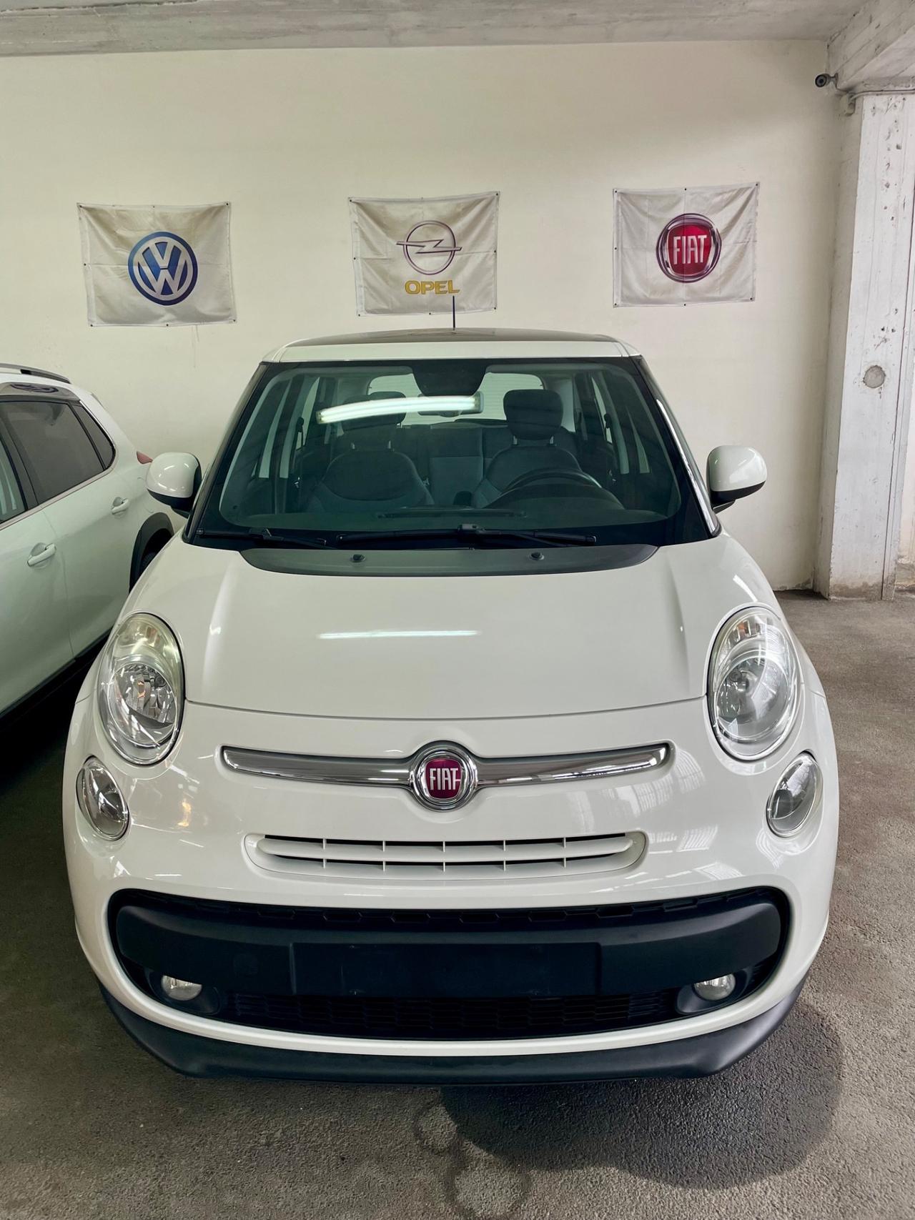 Fiat 500L 1.6 Multijet 105 CV Lounge tetto nav sensori ecc dal nord