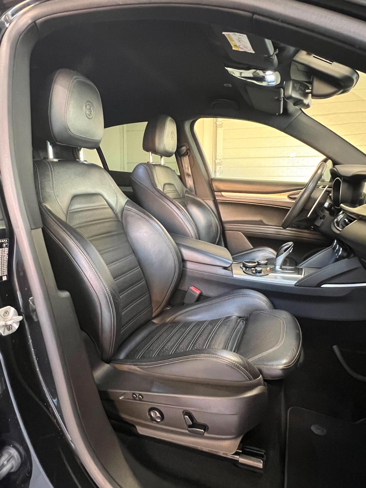 Alfa Romeo Stelvio 2.2 Turbodiesel 210 CV AT8 Q4 Executive