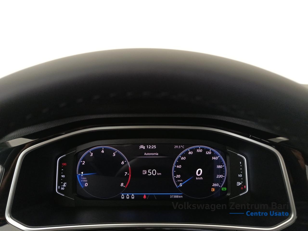 Volkswagen T-Roc 1.0 tsi r-line 110cv