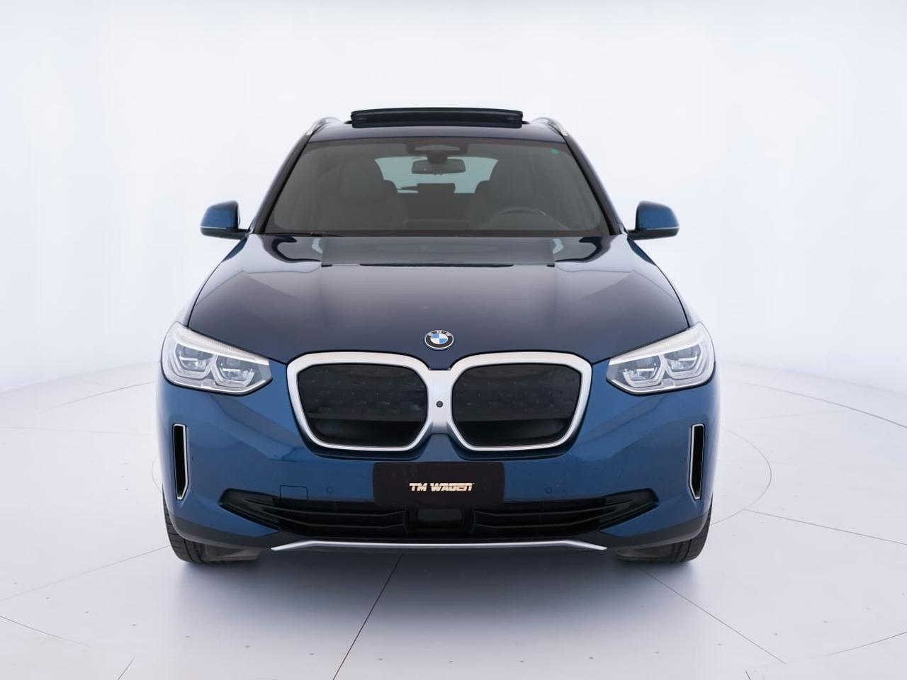 BMW IX3 Impressive - IVA ESPOSTA