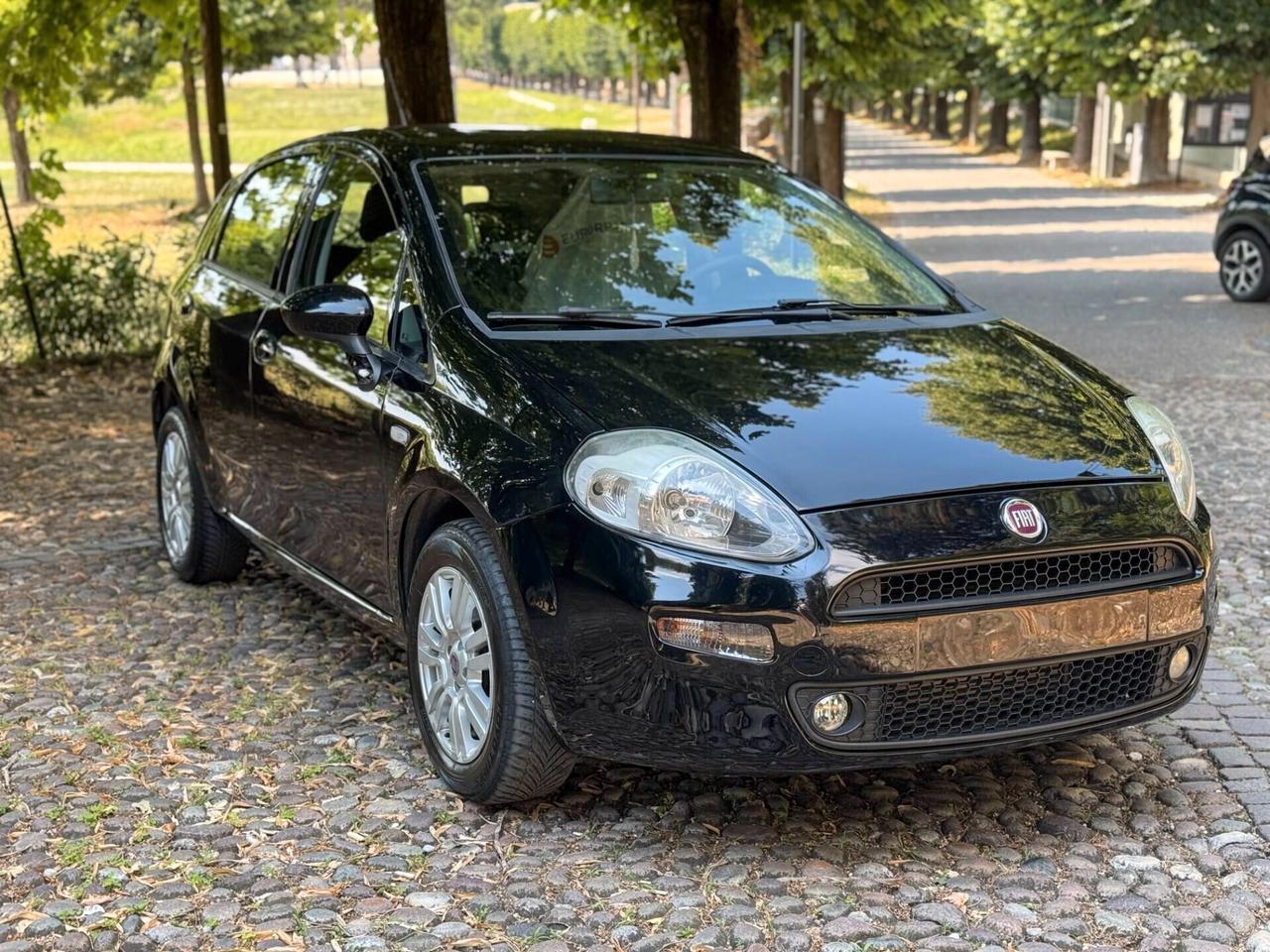 FIAT Punto 1.3 MJT 95CV Lounge – 2013