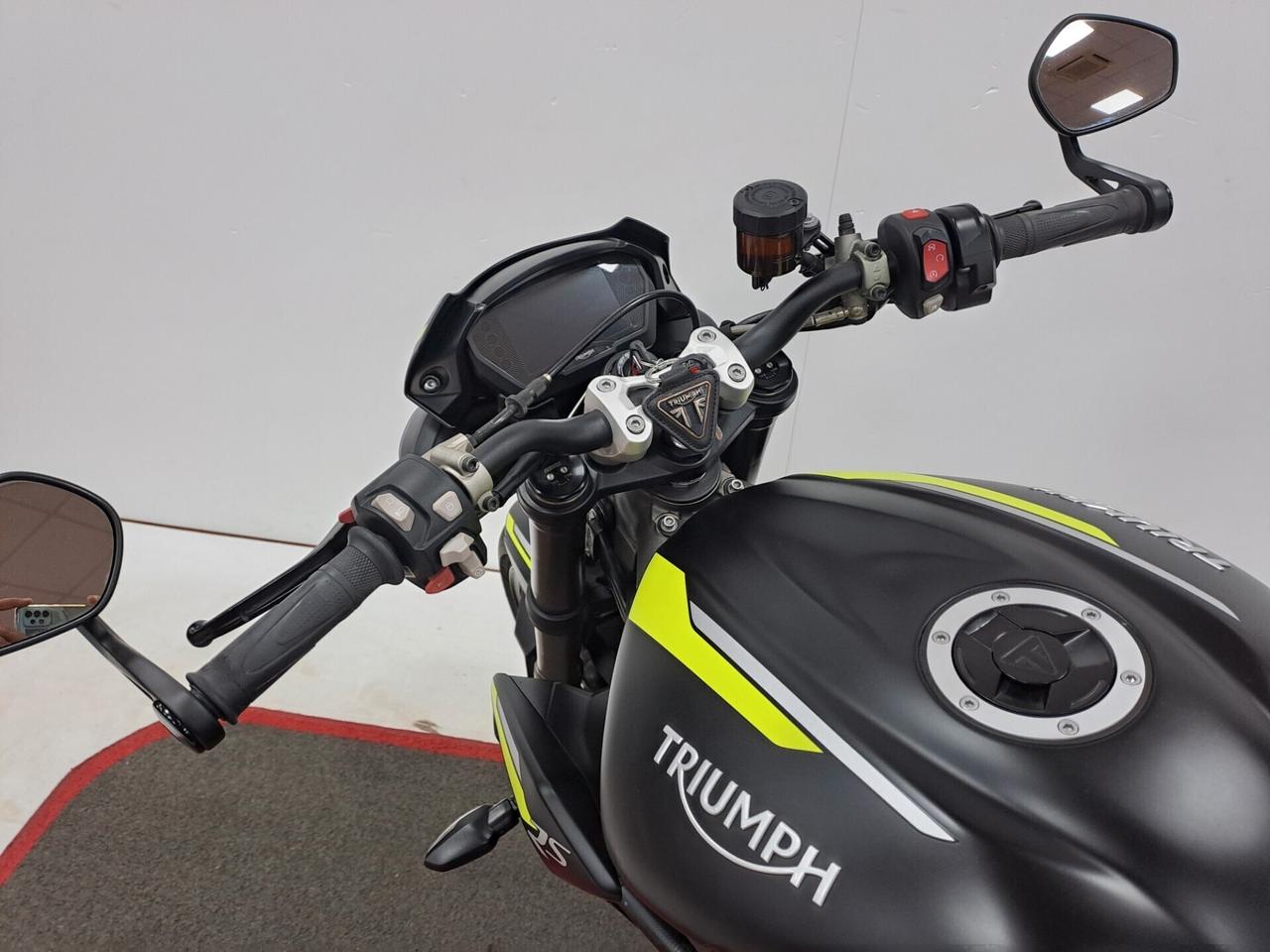 Triumph Street Triple RS DA 85 € AL MESE – SENZA ANTICIPO