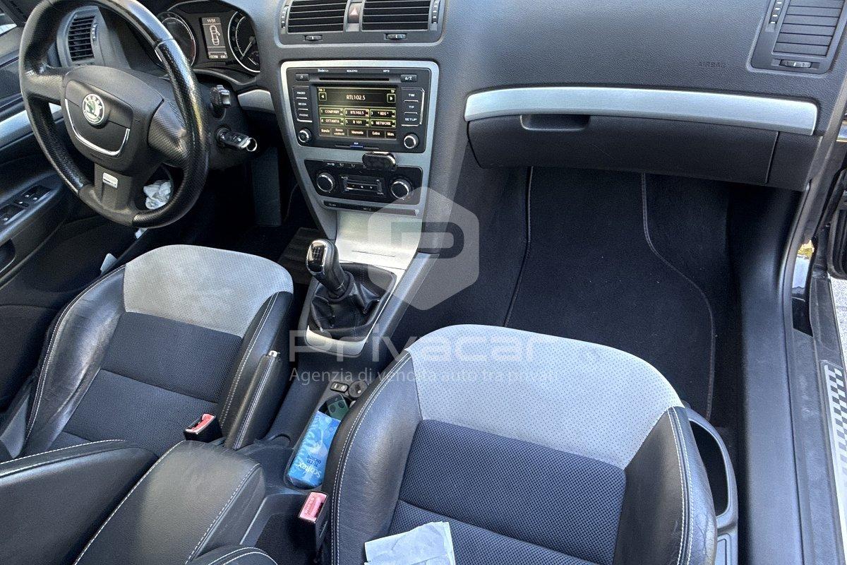 SKODA Octavia 2.0 TDI CR F.AP. Wagon RS