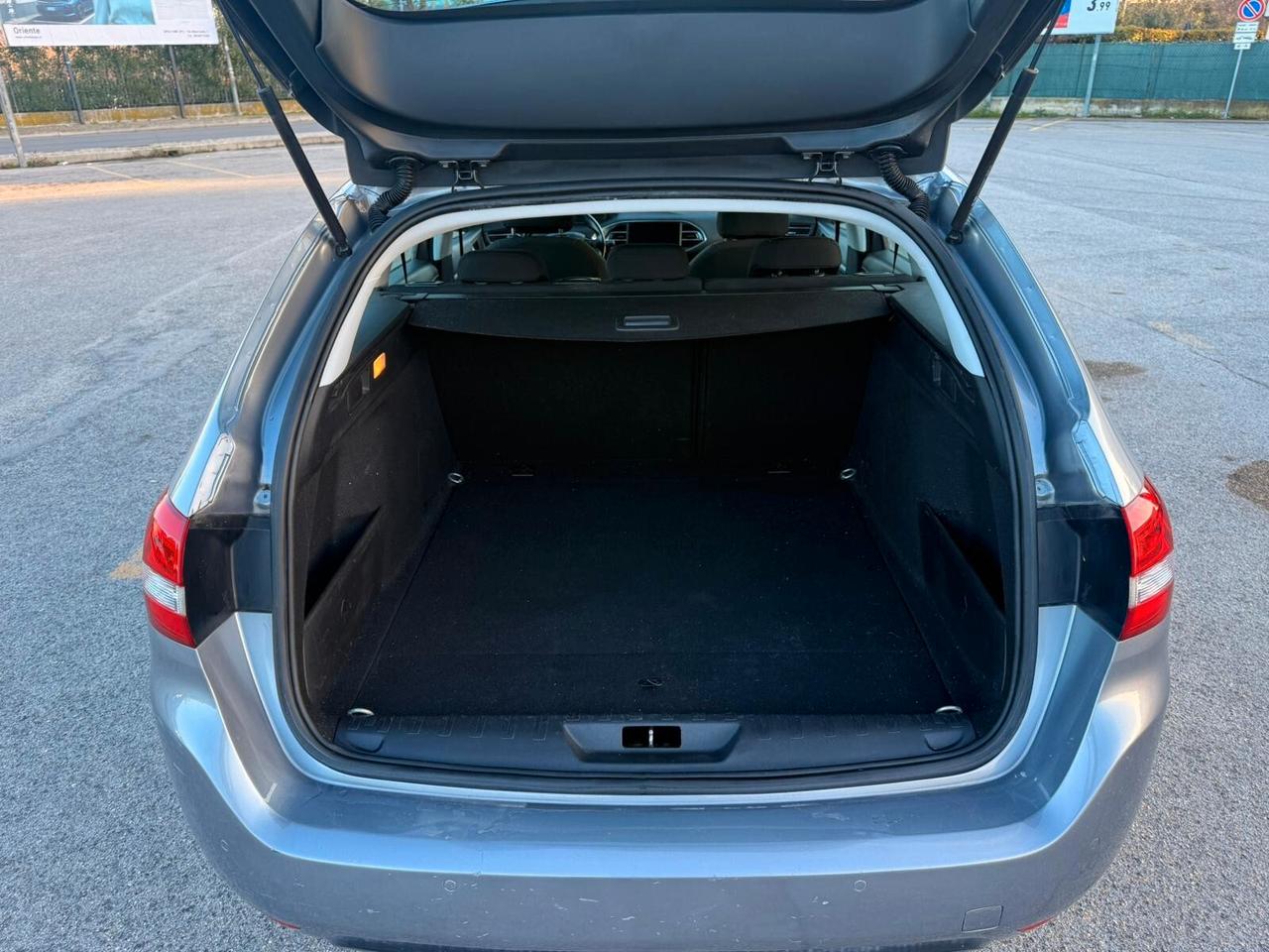 Peugeot 308 GARANZIA 12 MESI