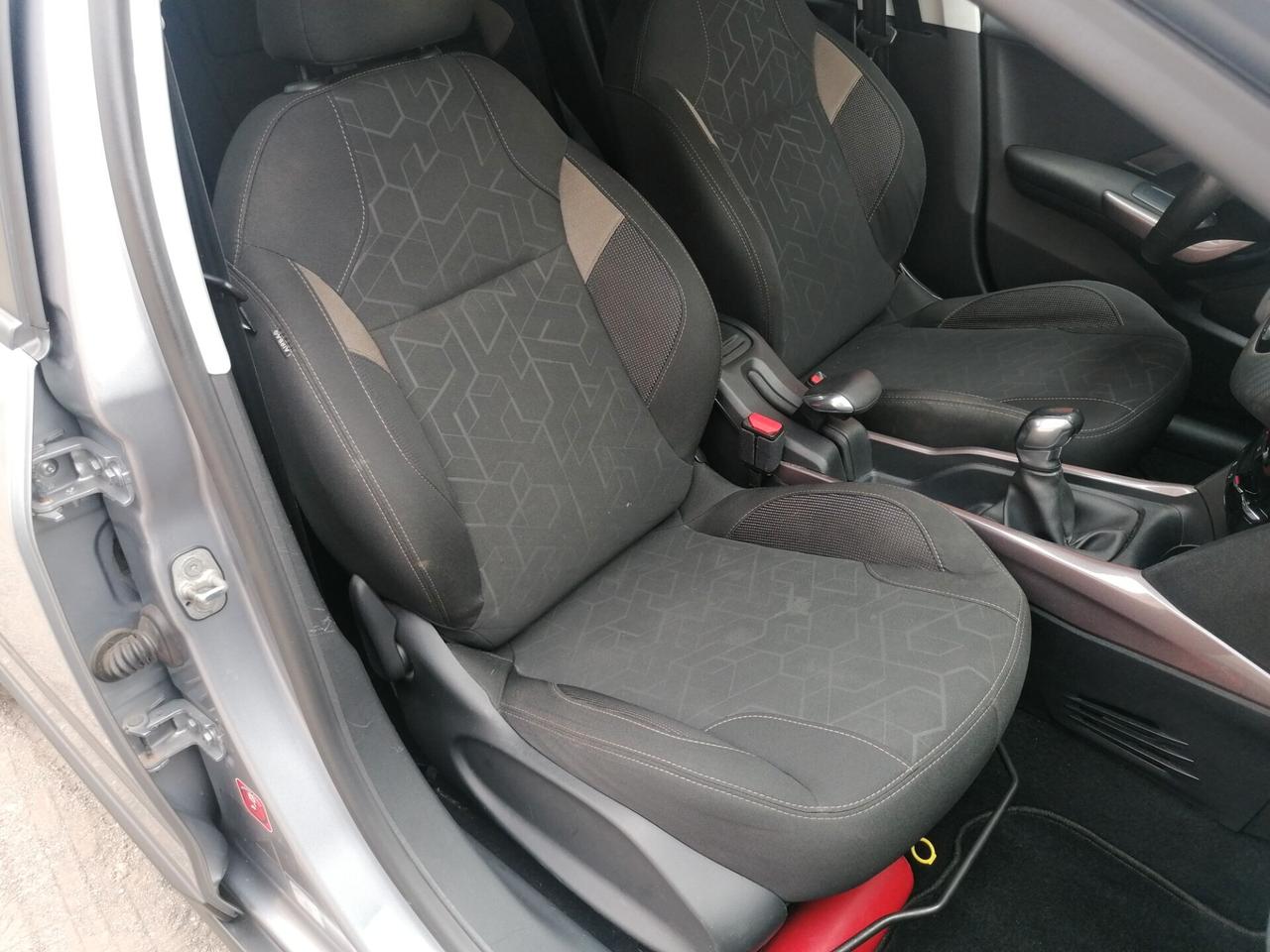Peugeot 2008 BlueHDi (Navigatore)
