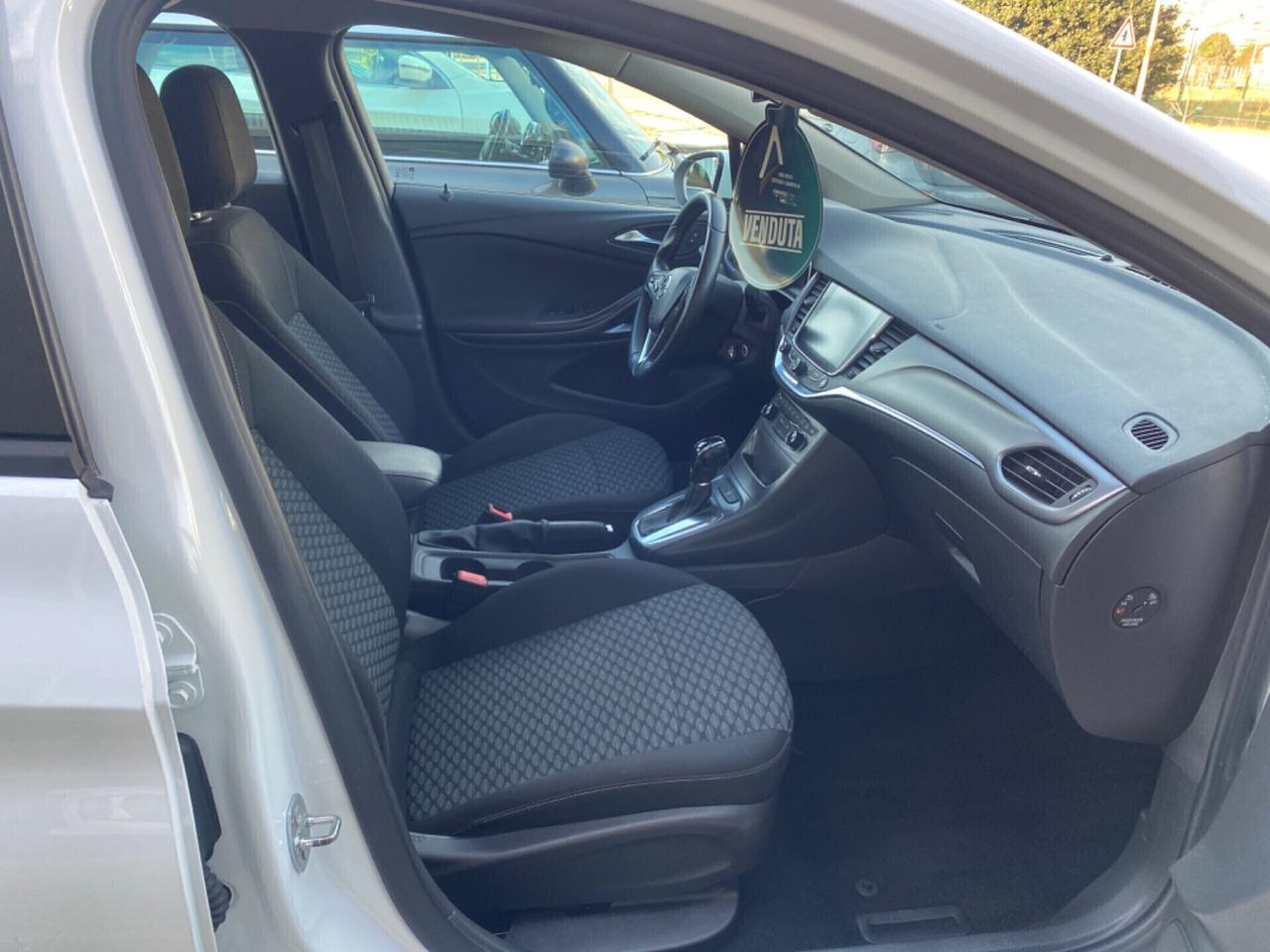 Opel Astra 1.6 CDTI Sports Tourer - automatico