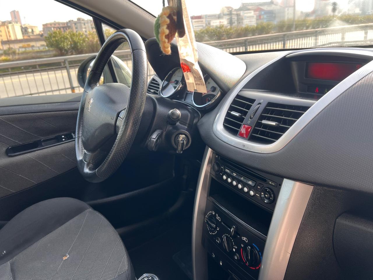 Peugeot 207 1.4 88CV 5p. X Line unico pro con soldi 72 mila km