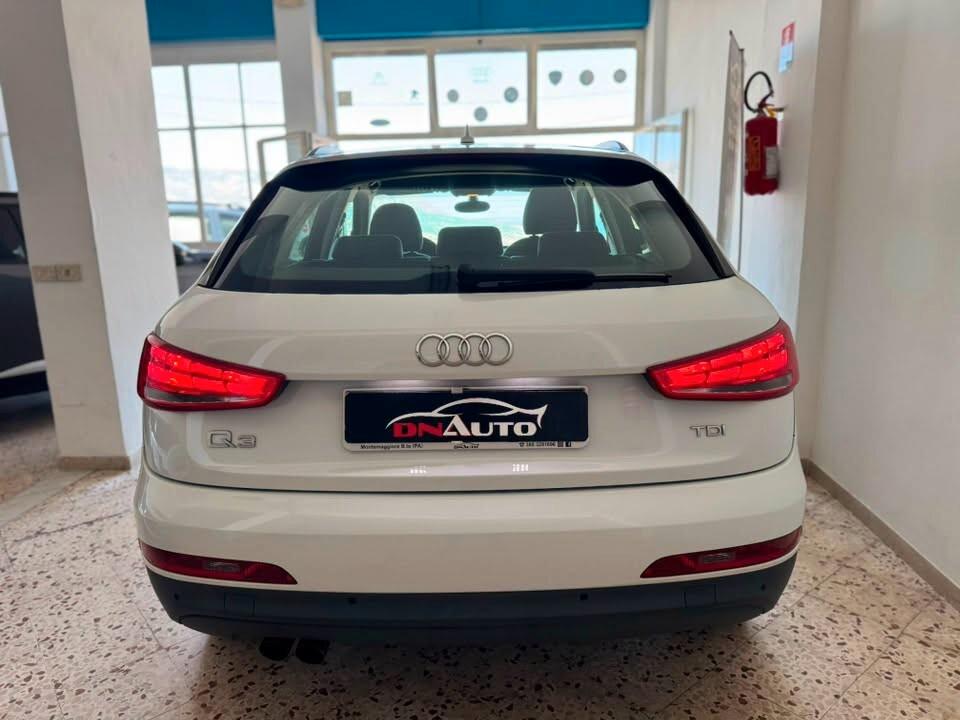 Audi Q3 2.0 TDI Business 140 Cv - 2014
