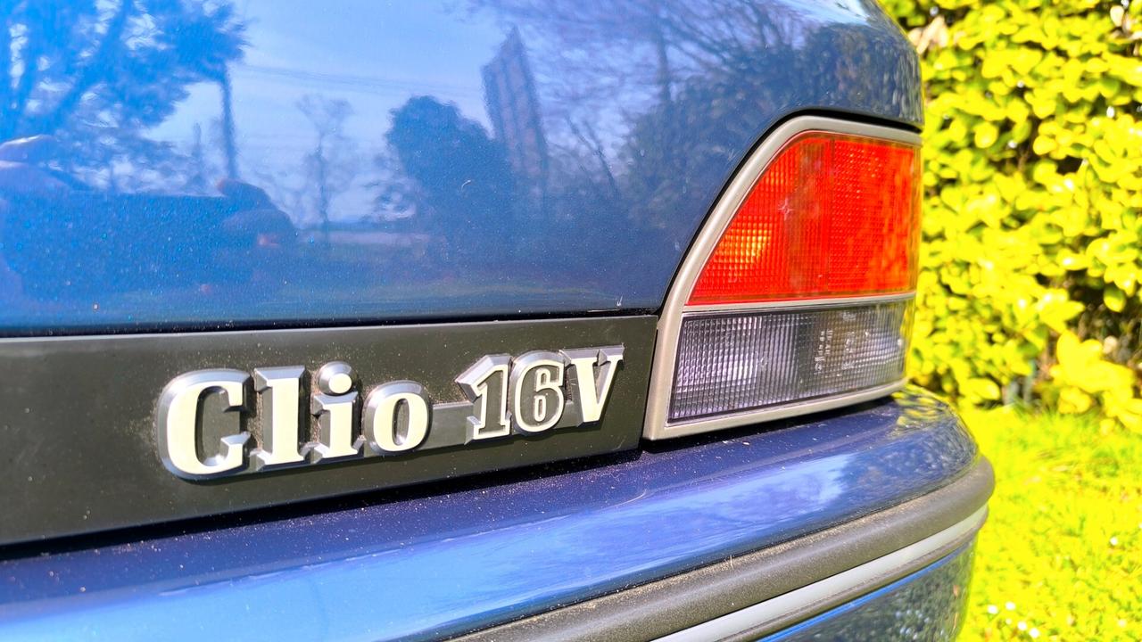 Renault Clio 1.8i 16V Diac no Cat