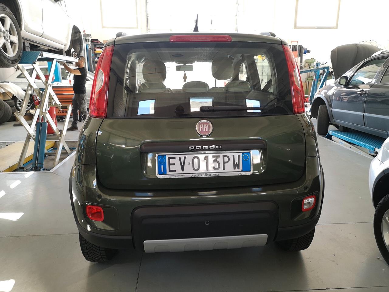 Fiat Panda 1.3 MJT 16V DPF 4x4 Climbing