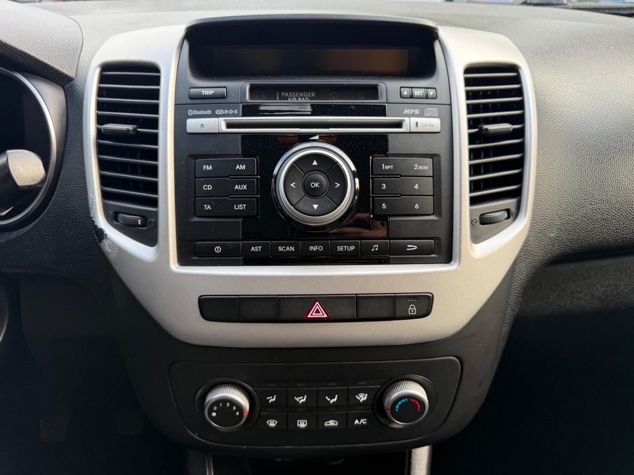 Kia Venga 1.4 EcoGPL 90cv - OK Neopatentati