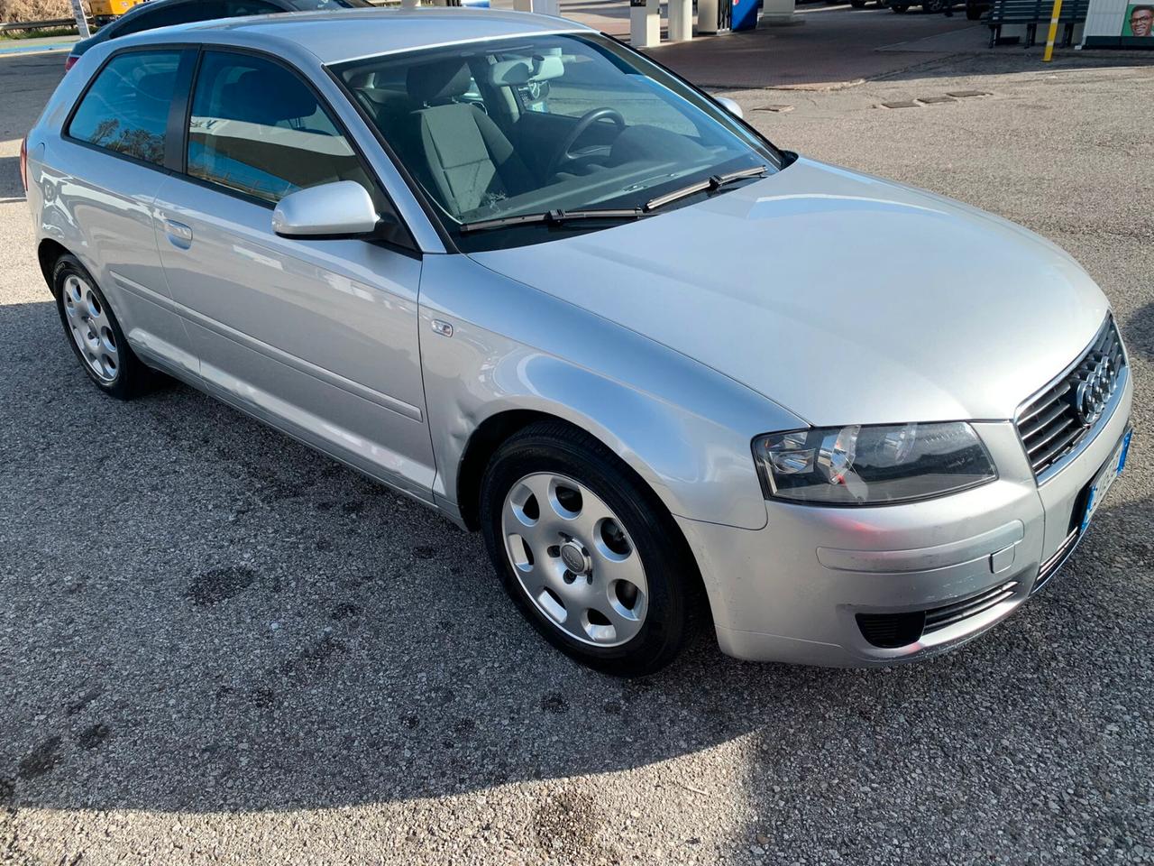 Audi A3 1.6 Attraction,Euro4, adatta a neopatentato, Unicopropietario