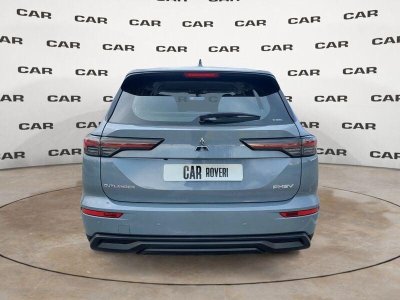 Mitsubishi Outlander PHEV 2.4 PHEV INFORM MY26 306CV