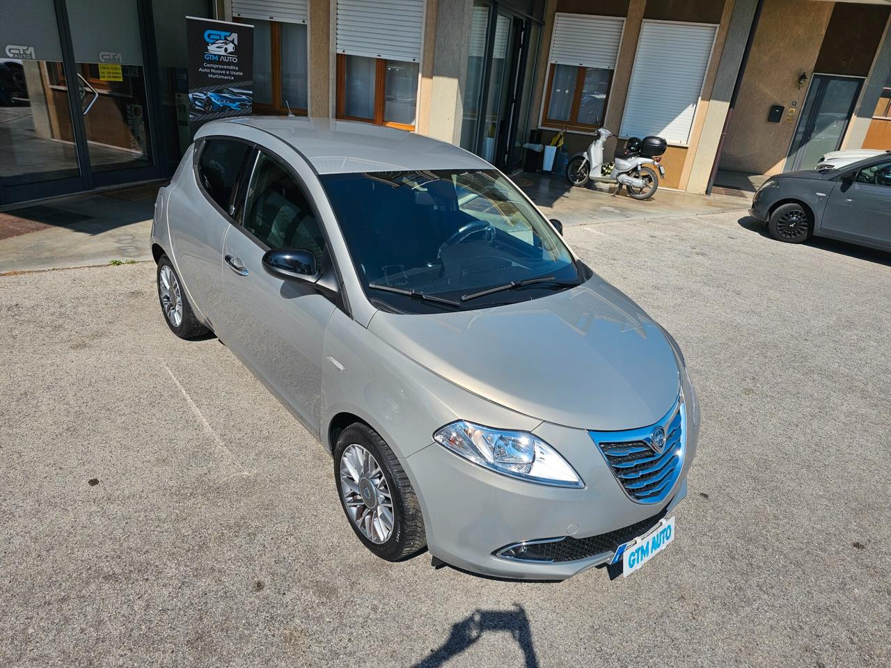 Lancia Ypsilon 1.2 69 CV 5 porte GPL Ecochic