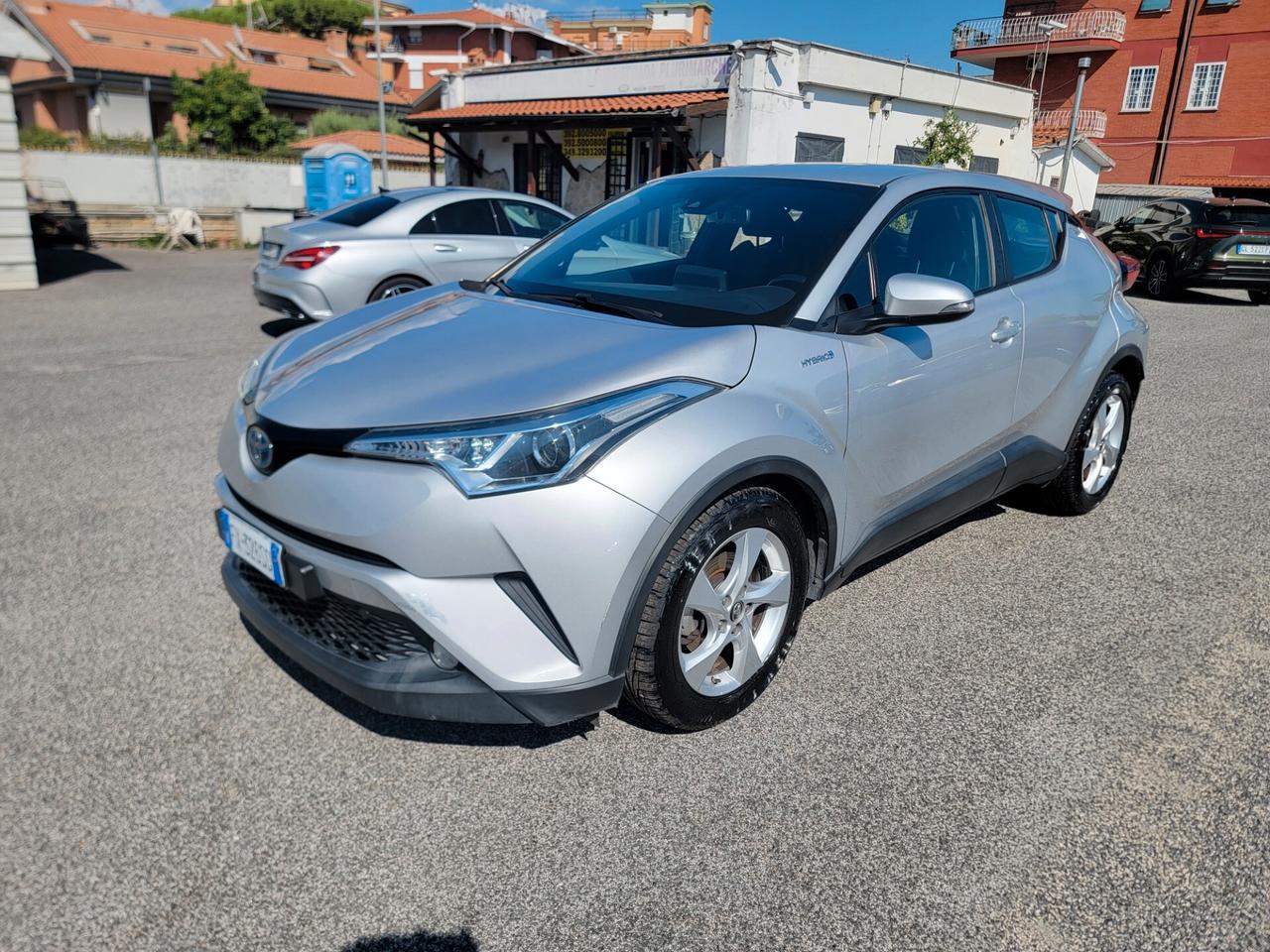 Toyota C-HR 1.8 Hybrid E-CVT Business