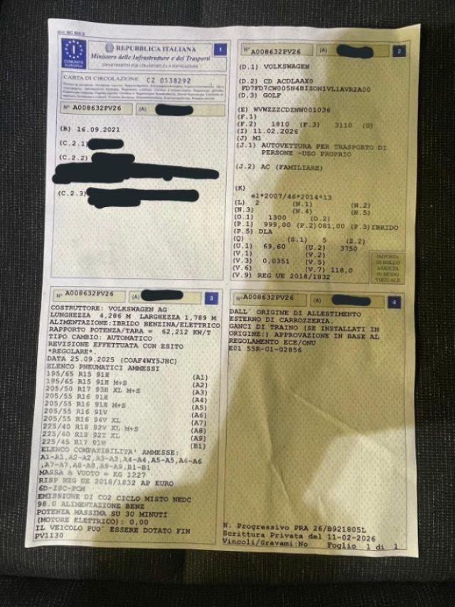 VOLKSWAGEN Golf 1.0 eTSI EVO DSG Life