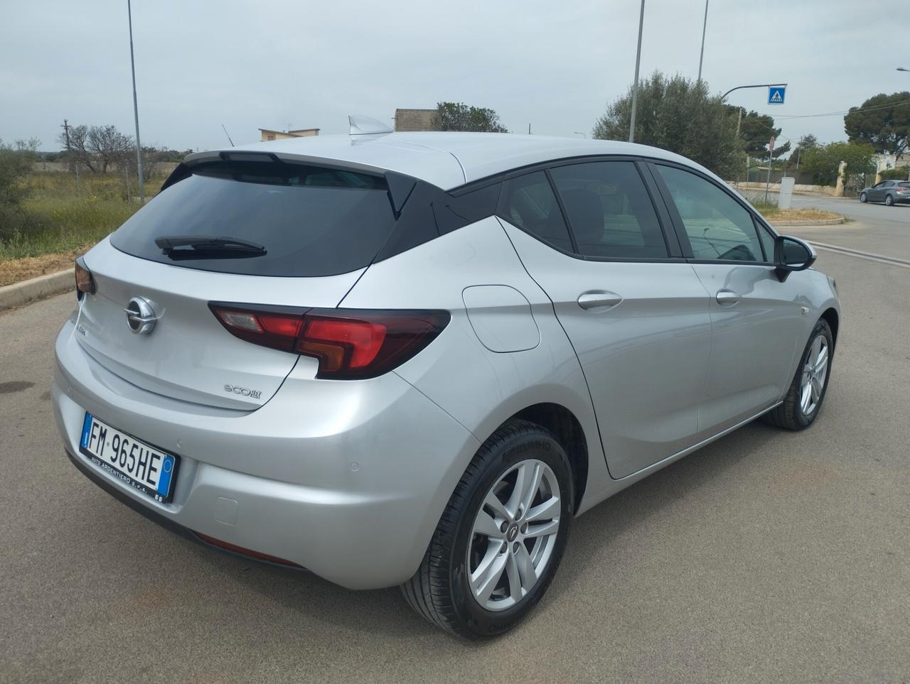 Opel Astra 1.0 Turbo ecoFLEX Start&Stop aut. 5 porte Innovation