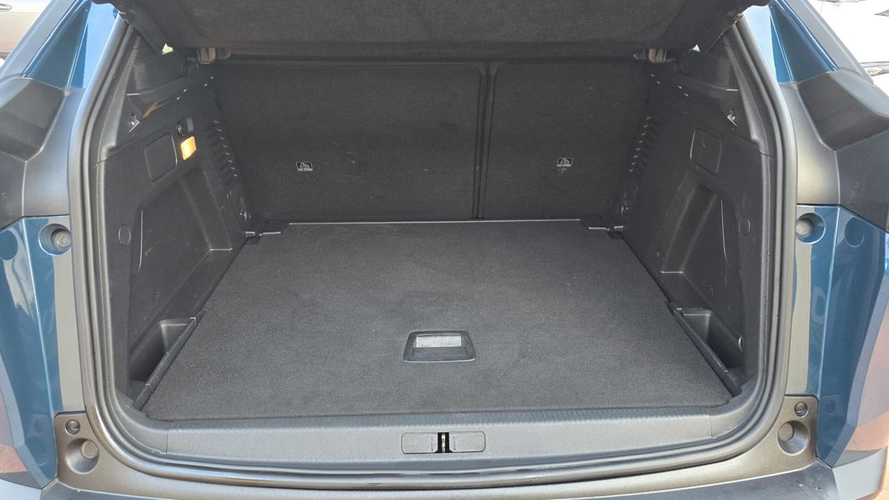 Peugeot 3008 BlueHDi 130 S&S EAT8 Active Pack