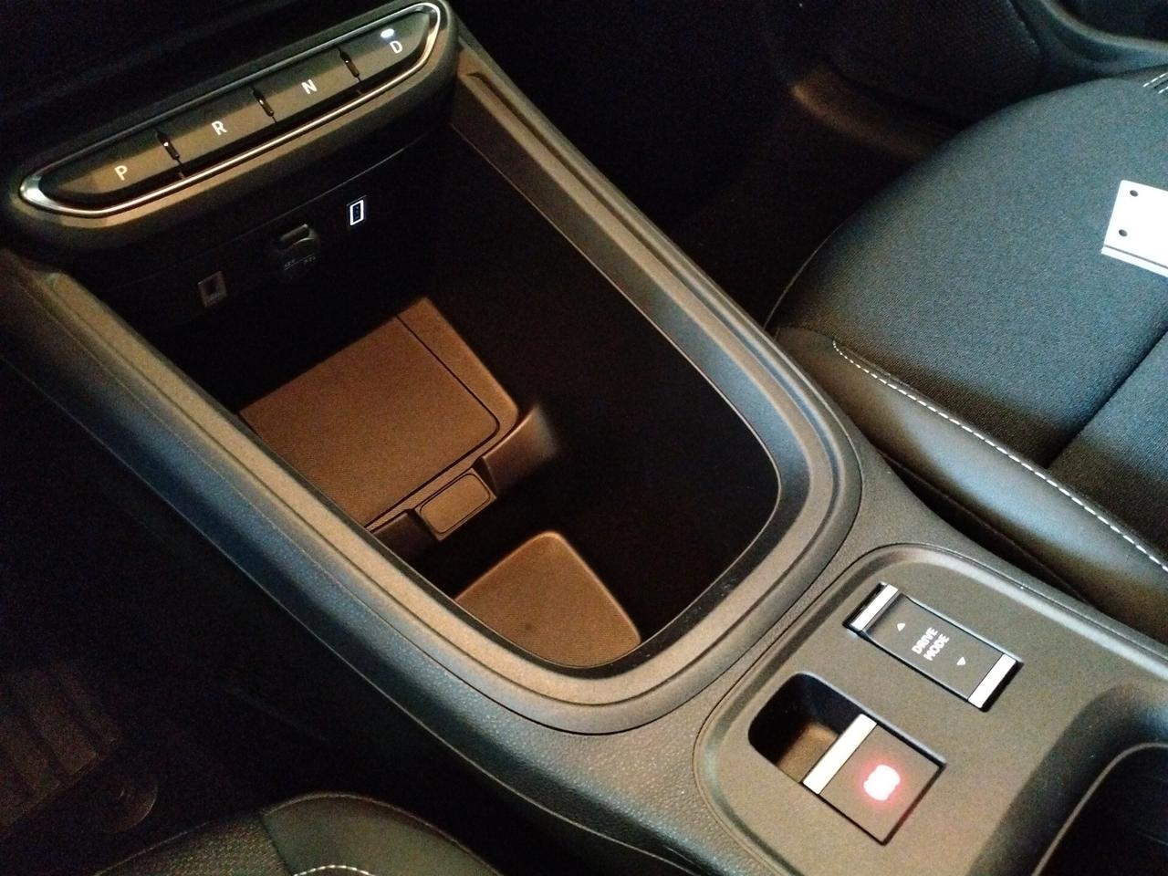 Jeep Avenger 1.2 Turbo 110 CV e-Hybrid Black Edition