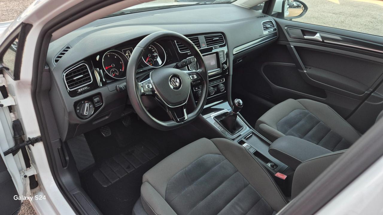 Volkswagen Golf Business 1.6 TDI 5p. Highline BlueMotion Technology