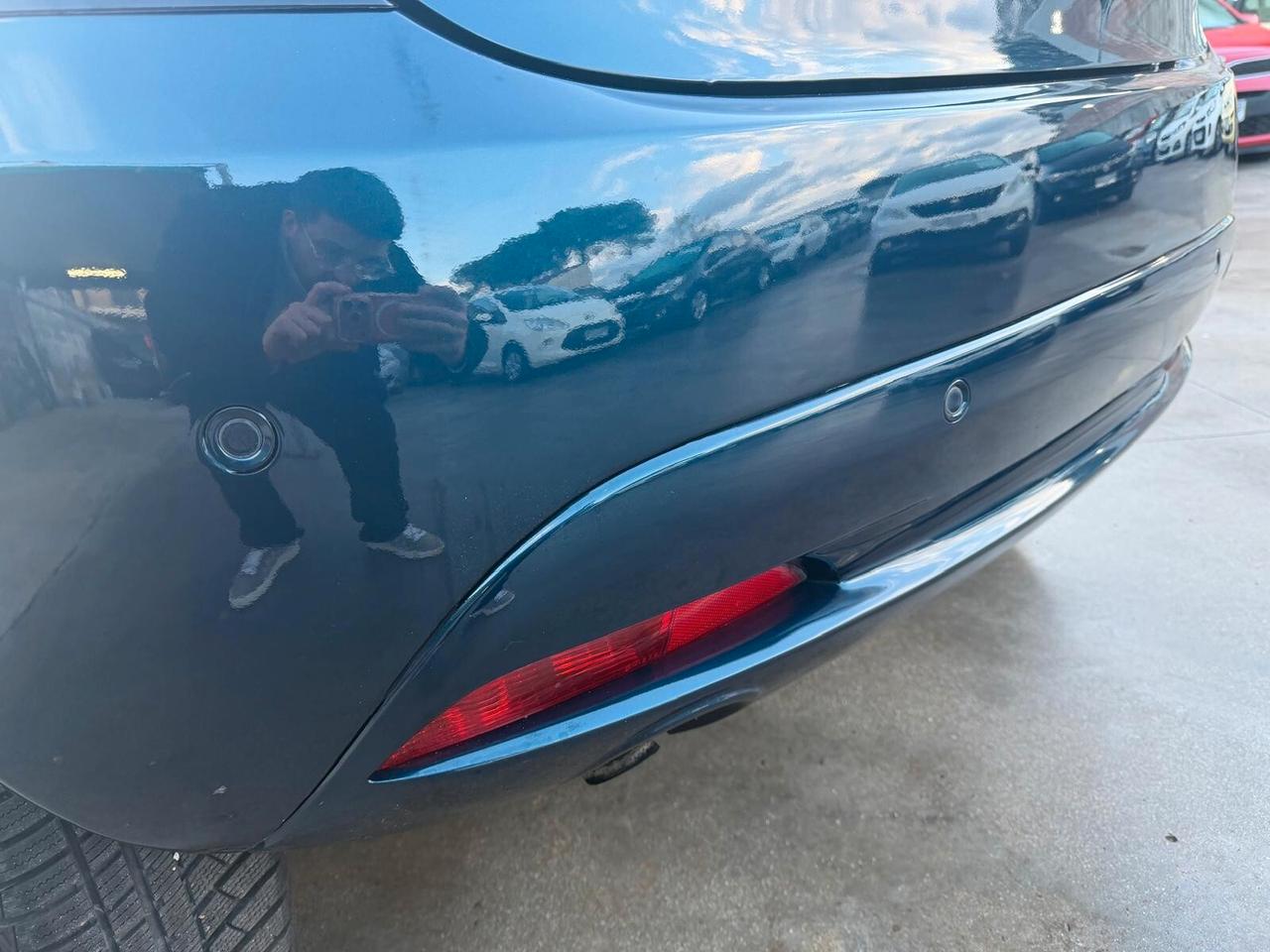 Lancia Ypsilon 0.9 85cv Ecochic Gold