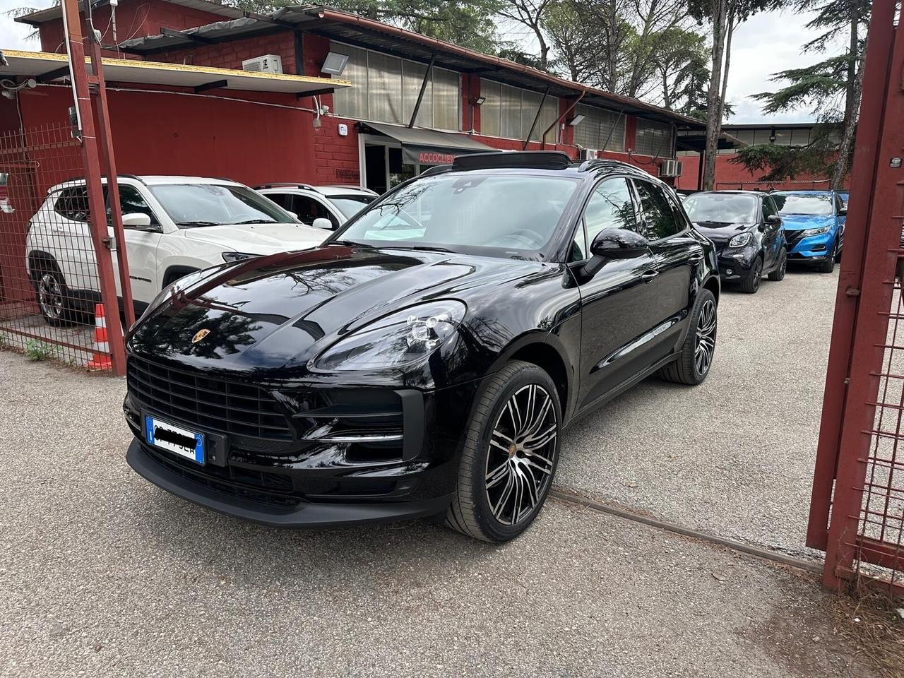 Porsche Macan 2.0 TETTO KAMERA UFFICIALE PORSCHE 21'