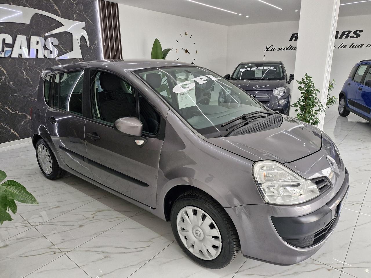 RENAULT GRAND MODUS 1.2 16V GPL DYNAMIQUE