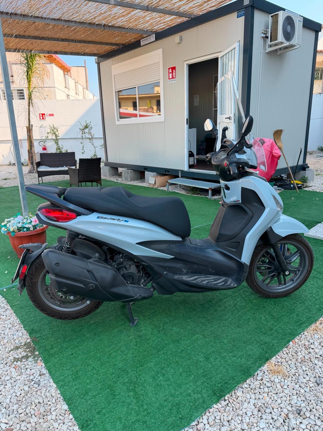Piaggio Beverly 400 i.e.