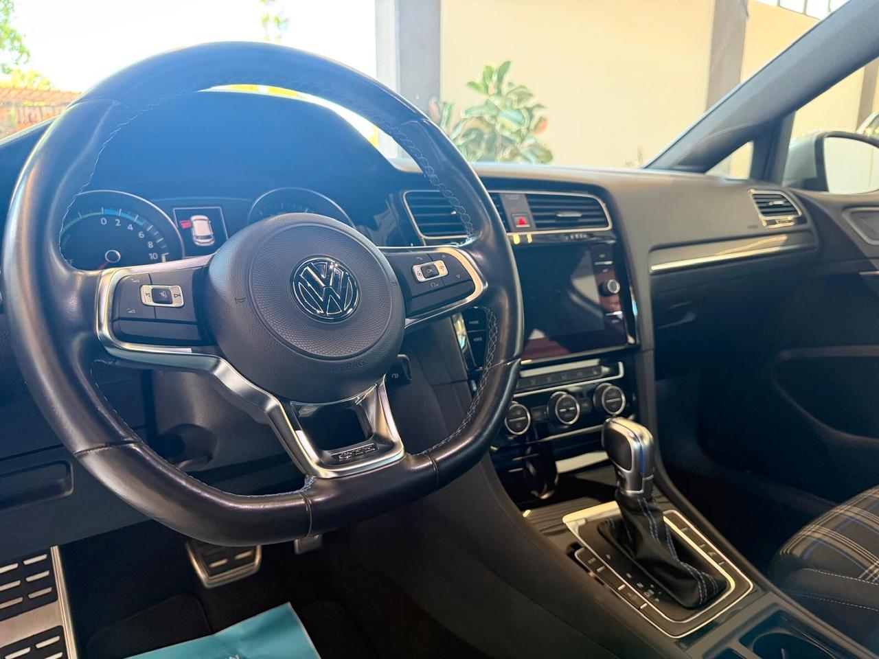 Volkswagen Golf 5p 1.4 tsi Gte plug in Hybrid dsg