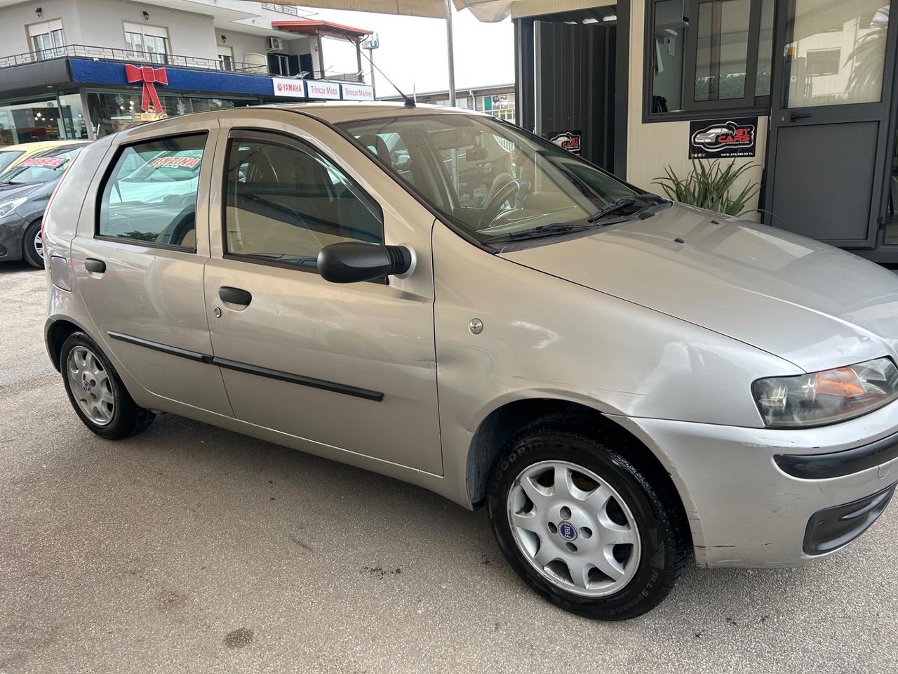 Fiat Punto 1.2i cat 5 porte ELX