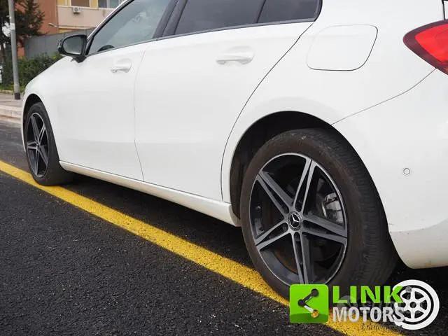 MERCEDES-BENZ A 250 e hybrid EQ Sport