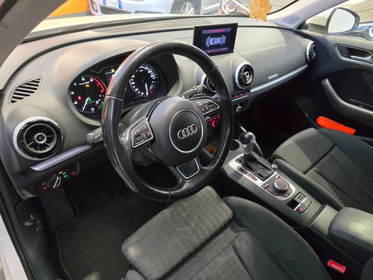 AUDI A3 SPB 1.4 TFSI S tronic g-tron Ambition