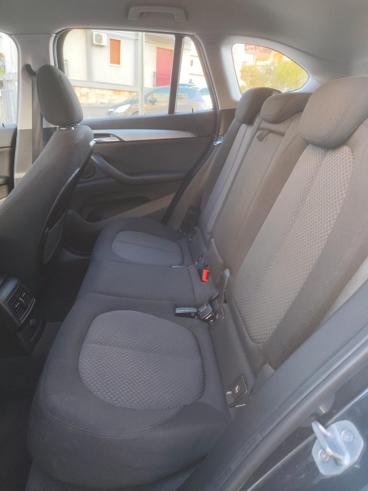 Bmw X1 sDrive18d Advantage * Navi * Full * Garantito 12 Mesi