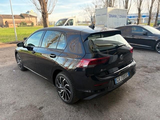 Volkswagen Golf 1.0 TSI EVO Life DSG