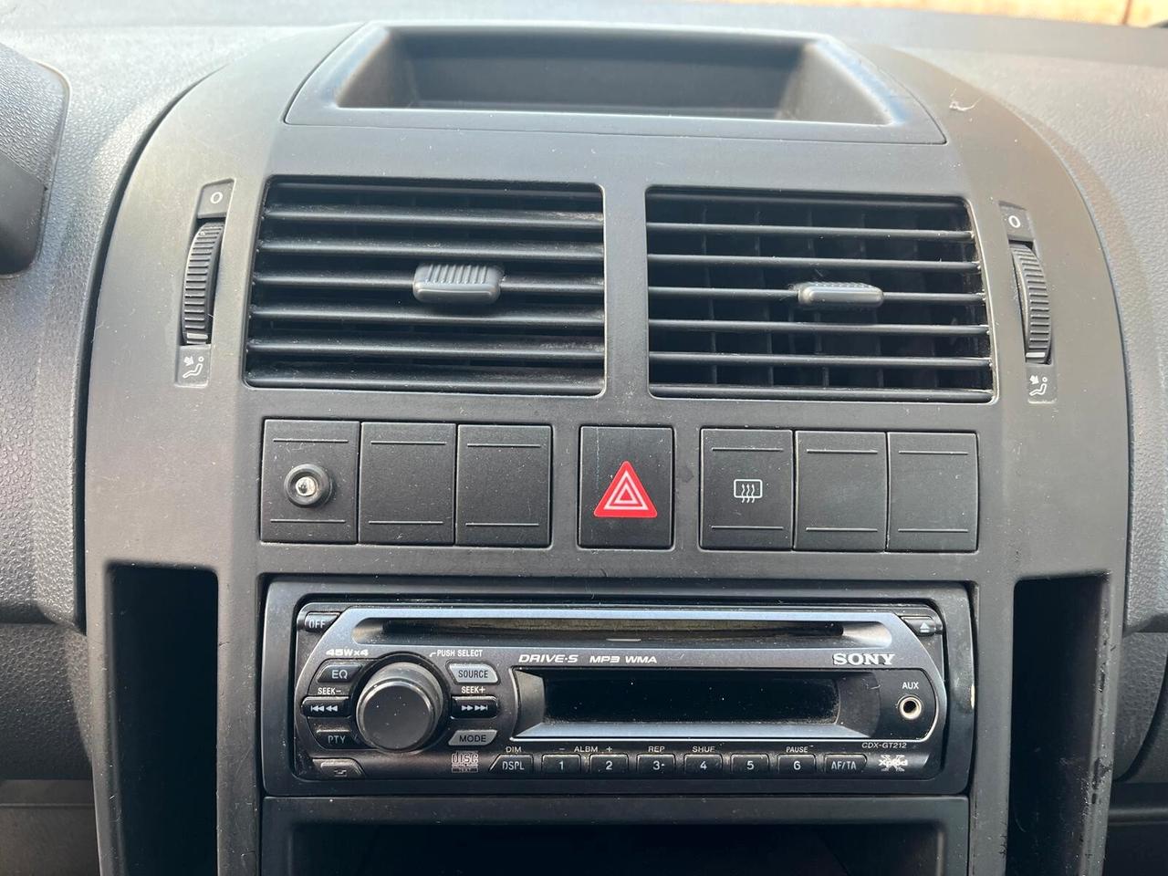 Volkswagen Polo 1.2/60CV 5p. Trendline