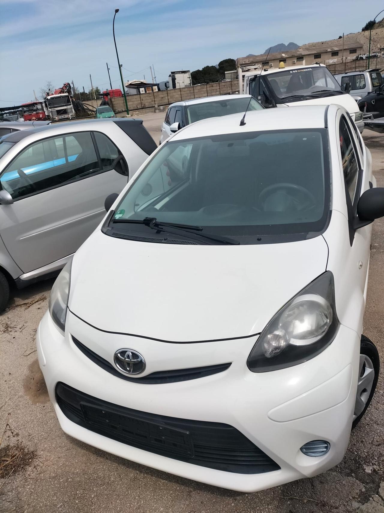 Toyota Aygo 1.0 - BENZINA - 68CV