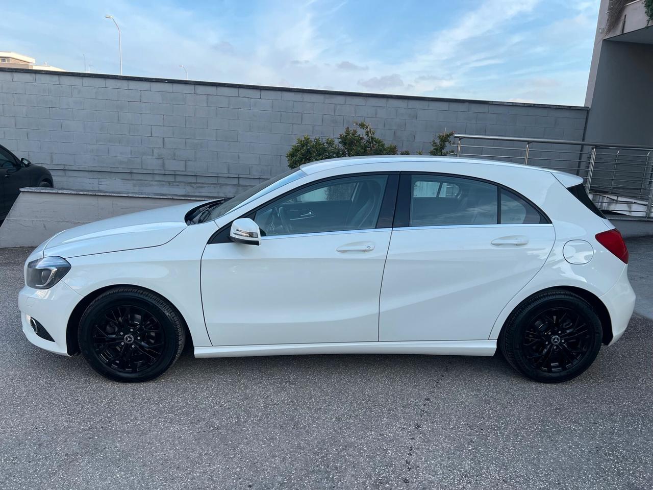 Mercedes-benz A 180 cdi 109cv SPORT NAVI/XENON/PELLE/16; PERFETTA!!