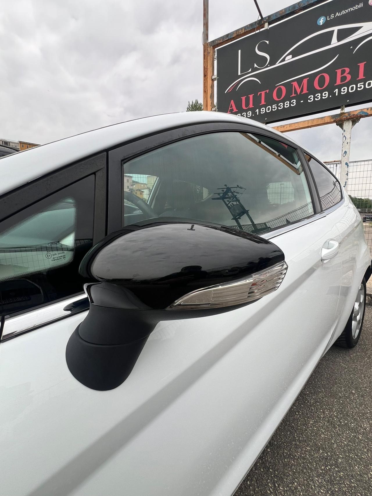 Ford Fiesta 1.4 TDCi 70CV 3 porte Titanium