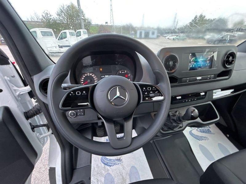 Mercedes-Benz Sprinter 415CDI 37/35