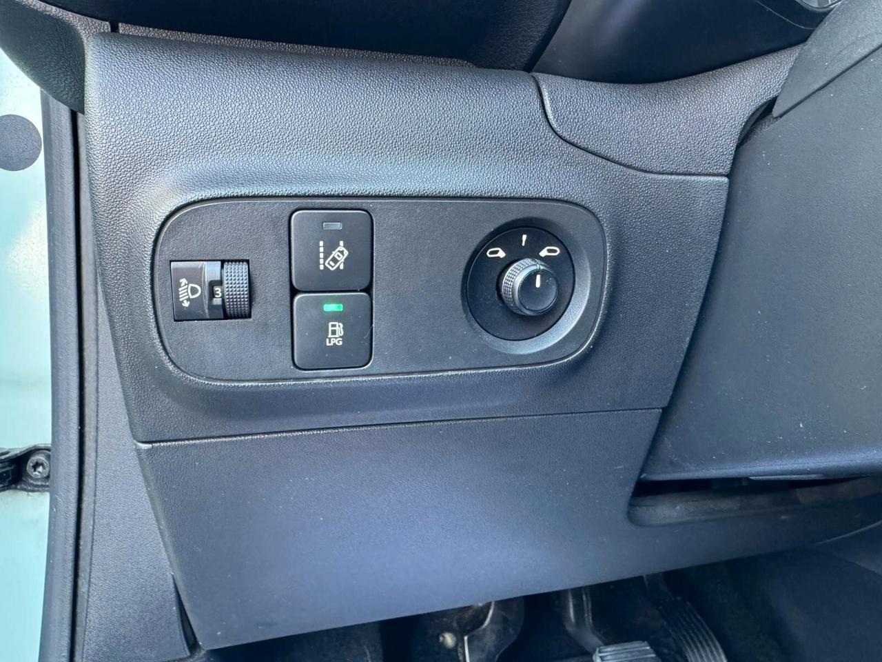 CITROEN C3 1.2 82CV PURETECH GPL FEEL 2017