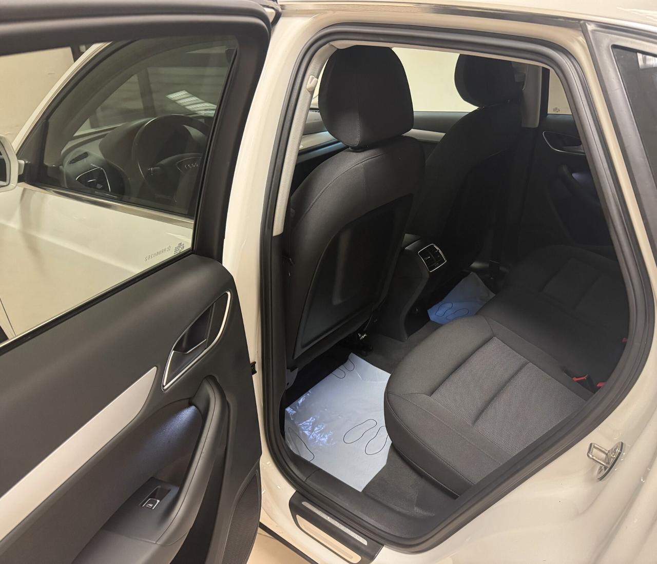 Audi Q3 2.0 TDI 120 CV Sport