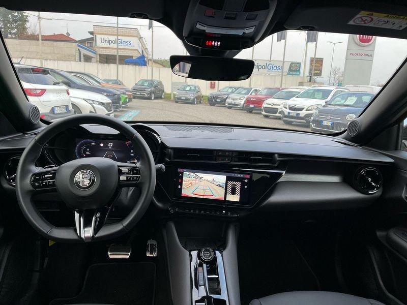 Alfa Romeo Junior 1.2 136 CV Hybrid eDCT6 Speciale