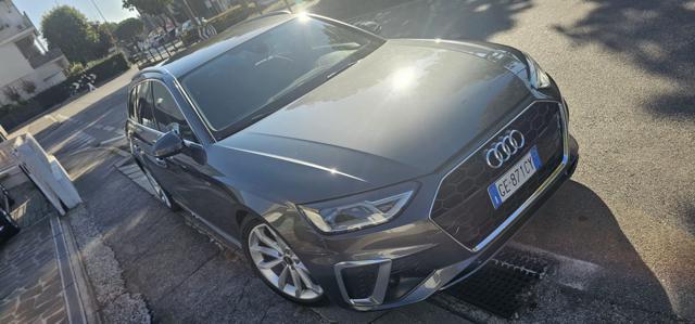 AUDI A4 Avant 35 TDI/163 CV S tronic S line edition