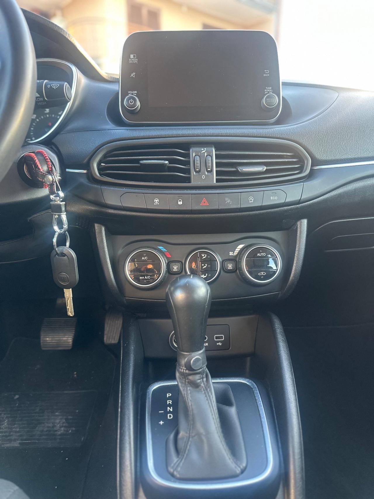 Fiat Tipo 1.6 Mjt S&S SW Lounge