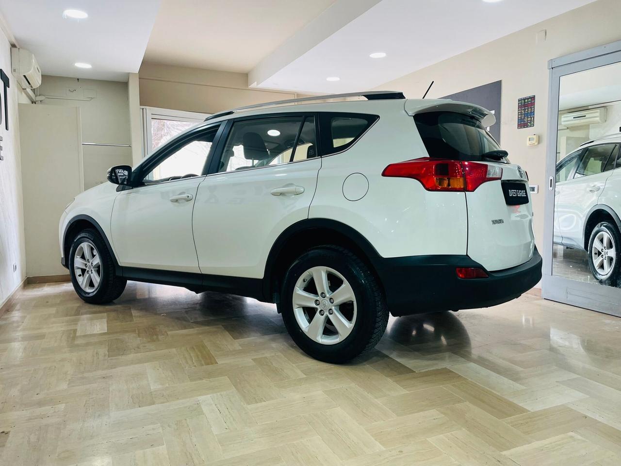 Toyota RAV 4 RAV4 2.0 D-4D 2WD