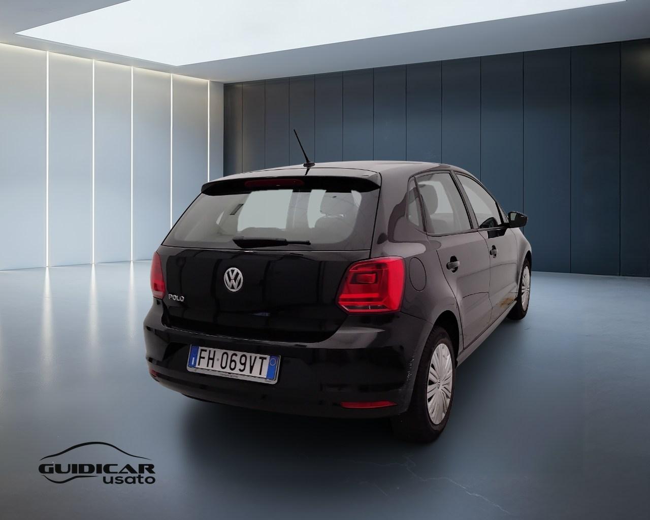 VOLKSWAGEN Polo V 2014 - Polo 5p 1.0 mpi Comfortline 75cv