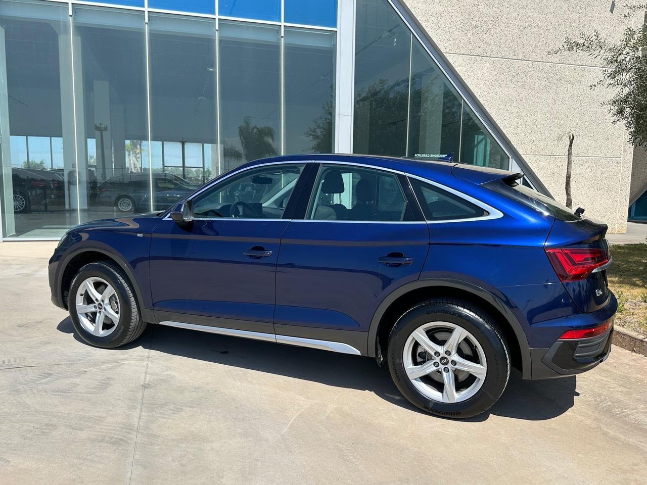 Audi Q5 Sportback 40 2.0 tdi mhev 12V quattro s-tronic