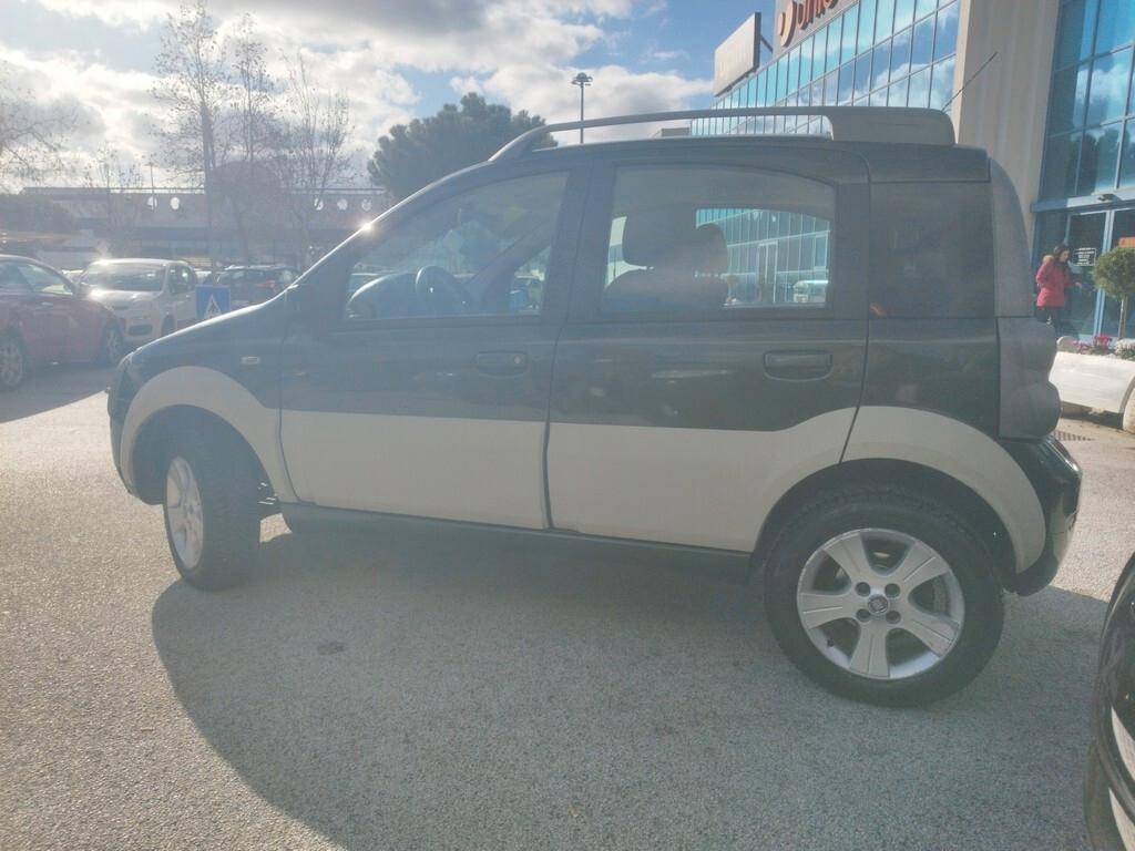 Fiat Panda 1.3 MJT 16V 4x4 Cross